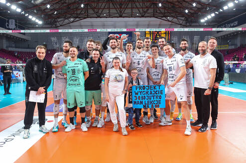 Nie chciał zaspać do szkoły, PlusLiga napisała mu usprawiedliwienie. Wiktor obejrzy AL-KO Superpuchar Polski z trybun Spodka