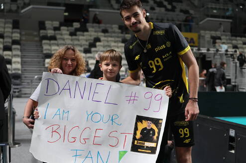 Uśmiech, emocje i powrót do hal – PlusLiga znów w grze! [ZDJĘCIA]