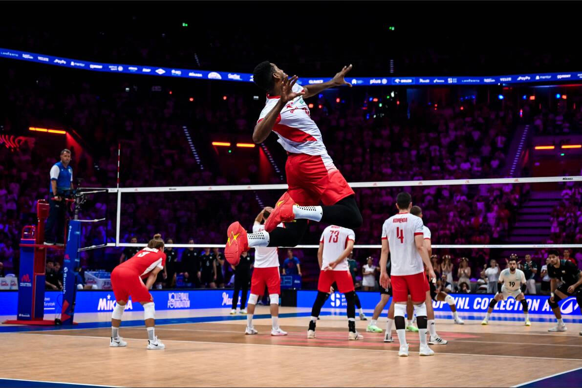 Polska zwyciężyła z Argentyną 3:1. A na oczach polskich kibiców rozegrał się historycznej długości set w turnieju VNL [ZDJĘCIA]