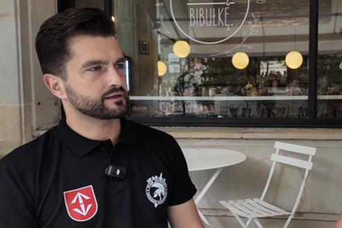 Został trenerem w wieku 19 lat. Konrad Cop o pracy z gwiazdami, „morzu rekinów” i wartościach w siatkówce
